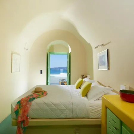 Cliff Suites Apartment